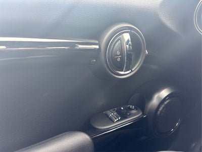 2020 MINI Cooper SE Electric Iconic