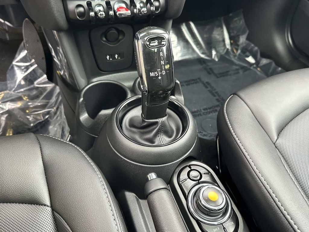 2020 MINI Cooper Signature Hardtop 2 Door