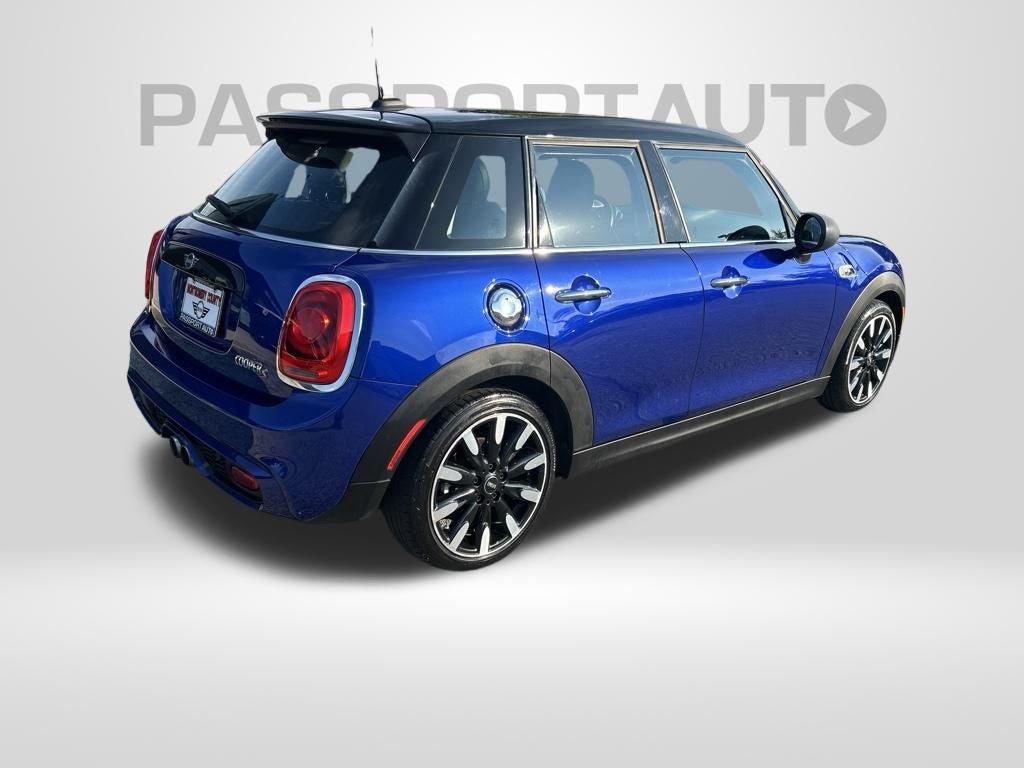 2019 MINI Cooper S Signature Hardtop 4 Door