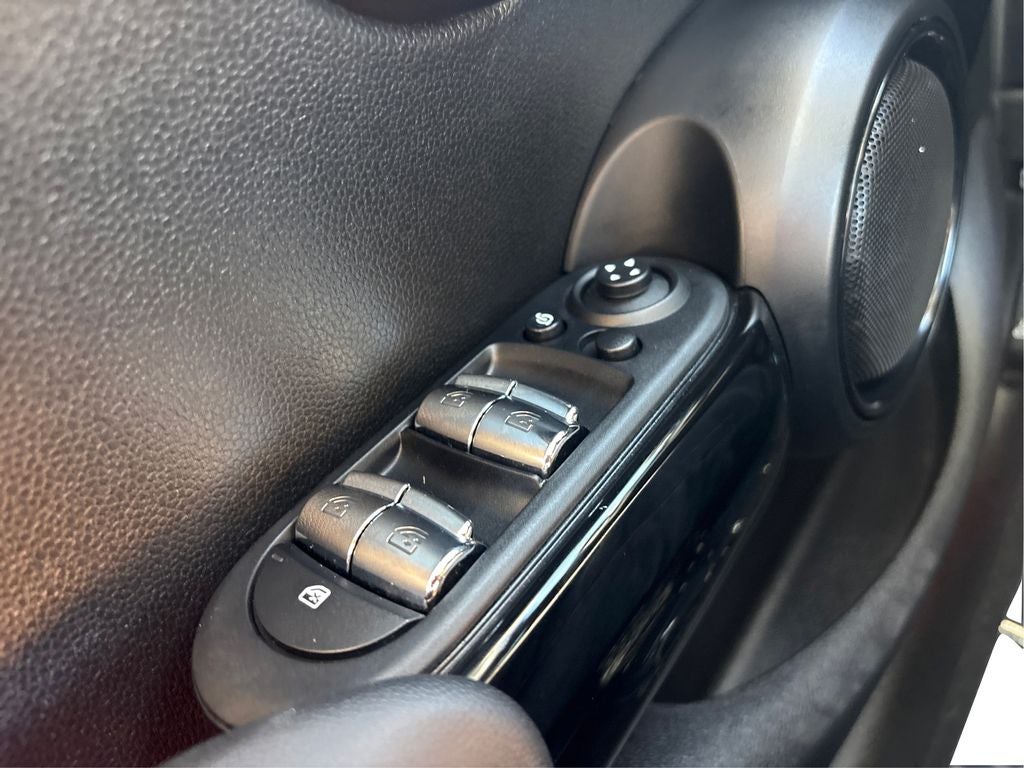 2020 MINI Cooper Signature 4 Door