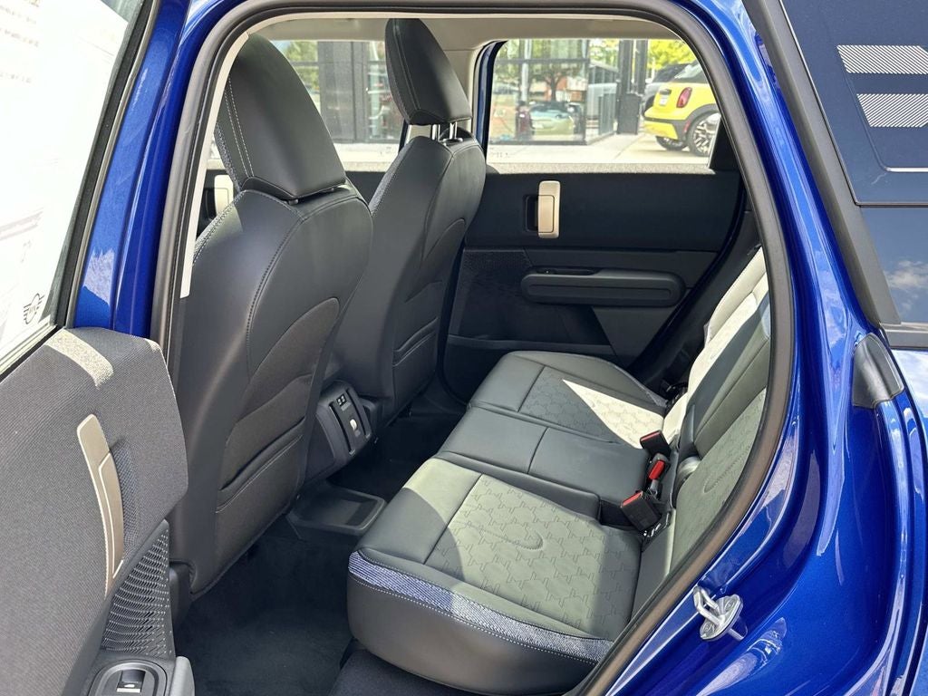 2025 MINI Cooper S Countryman Signature Plus Trim ALL4