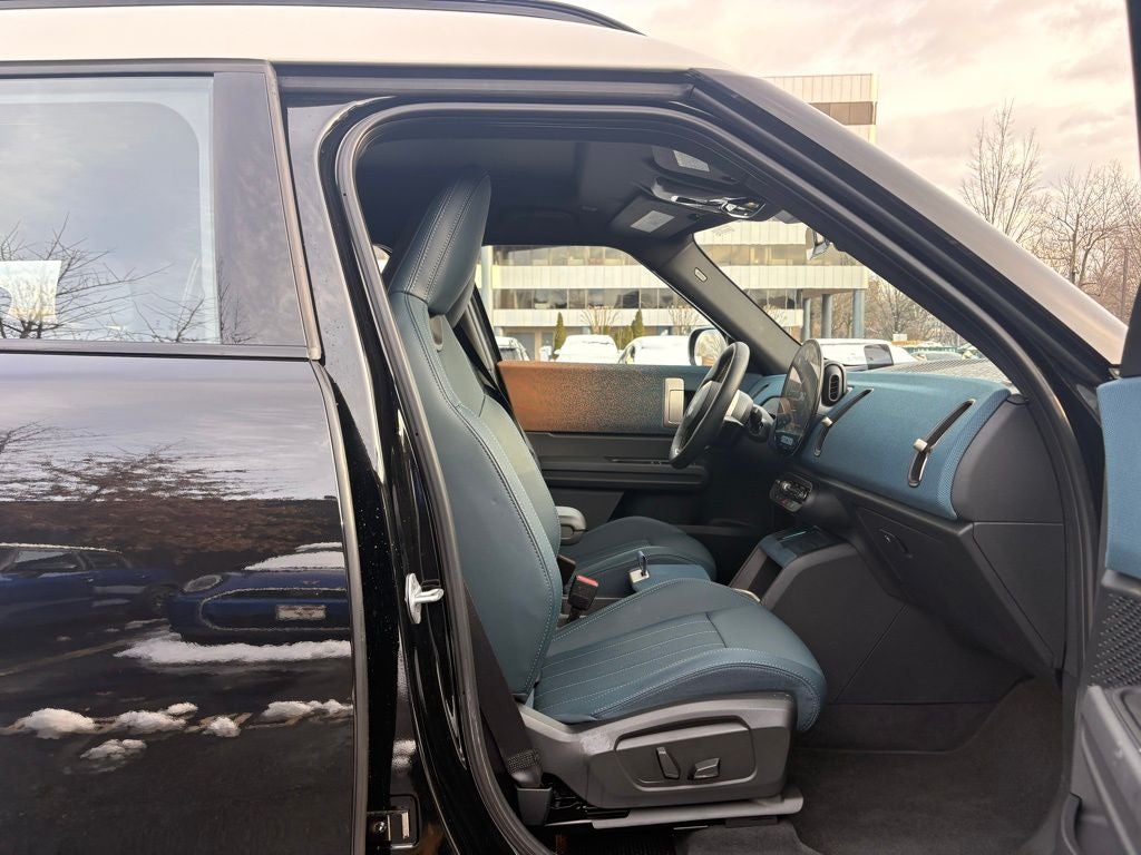 2025 MINI Cooper S Countryman Signature Plus Trim ALL4