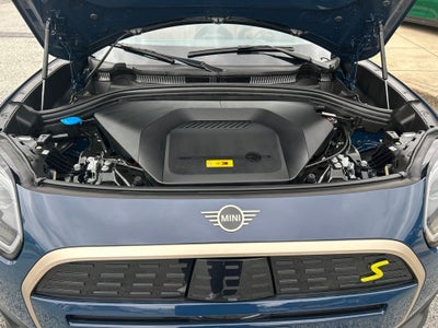 2025 MINI Cooper Countryman Signature Plus ALL4