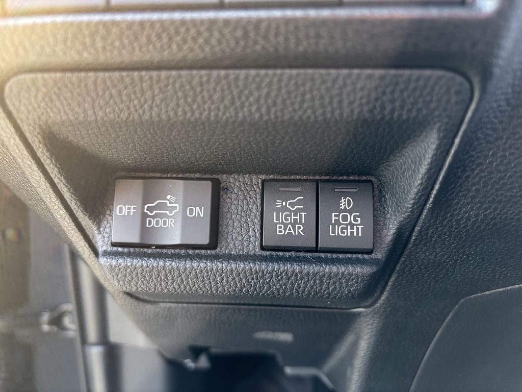 2026 Toyota Tacoma i-FORCE MAX Tacoma Trailhunter