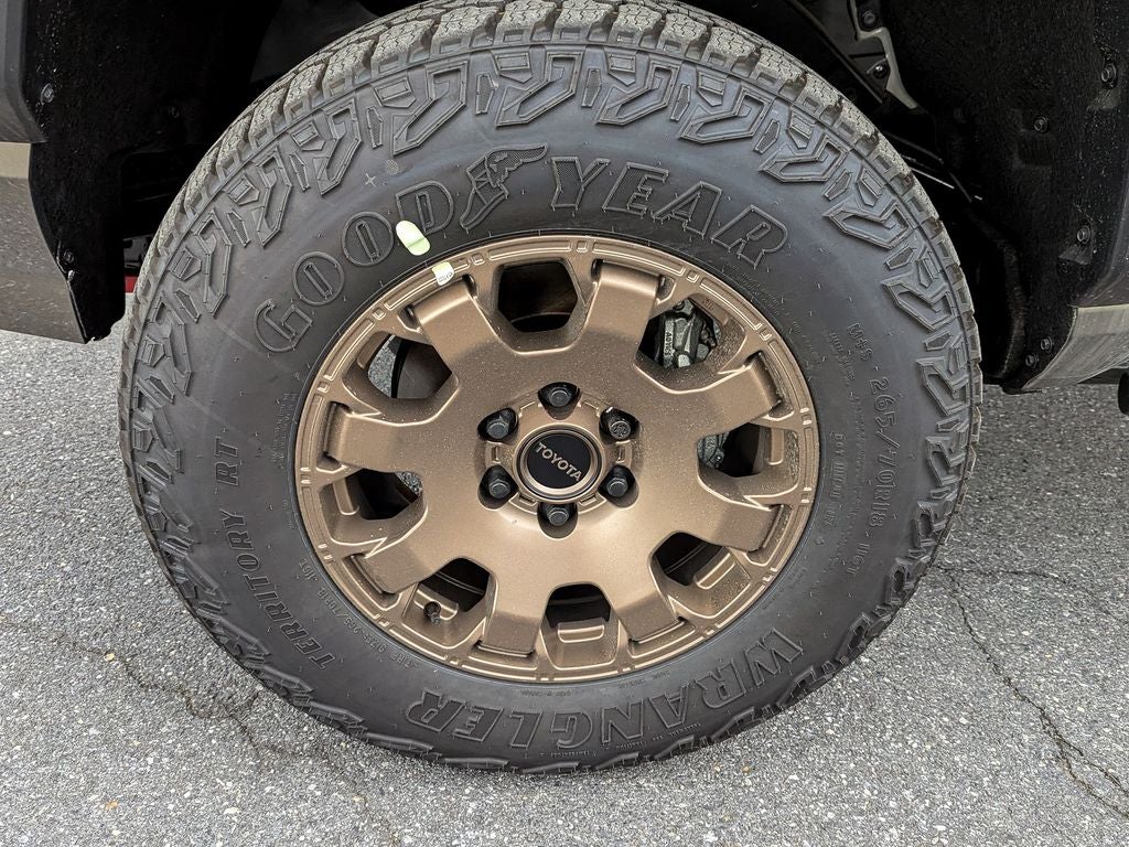 2026 Toyota Tacoma i-FORCE MAX Tacoma Trailhunter