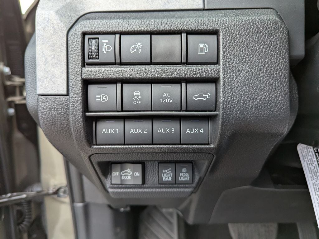 2026 Toyota Tacoma i-FORCE MAX Tacoma Trailhunter