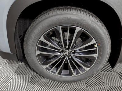 2026 Toyota Grand Highlander Hybrid MAX Platinum