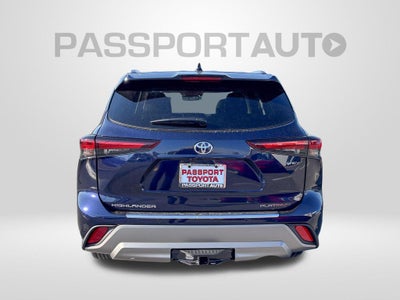 2026 Toyota Highlander Hybrid Platinum