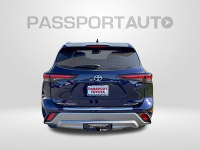 2026 Toyota Highlander Hybrid Platinum
