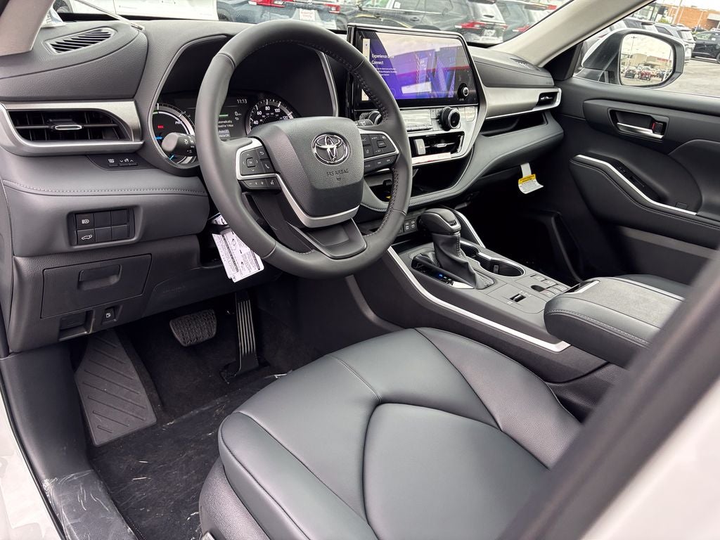2026 Toyota Highlander Hybrid XLE