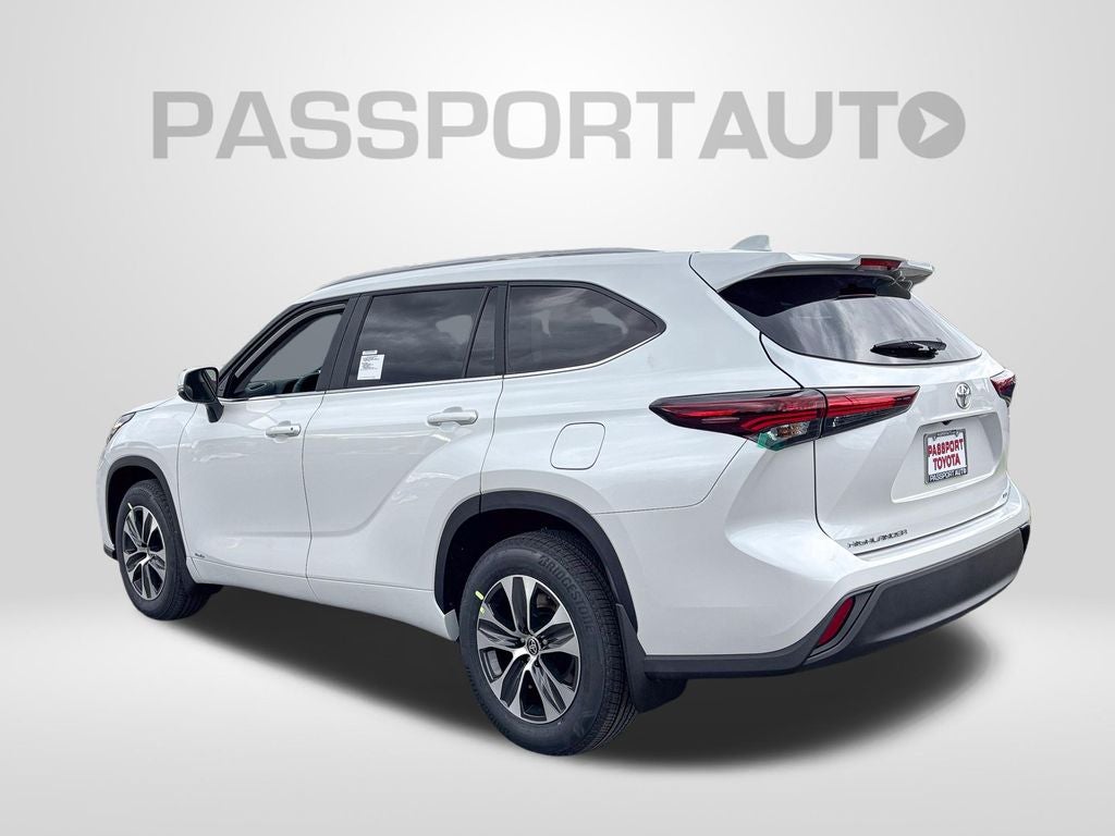 2026 Toyota Highlander Hybrid XLE