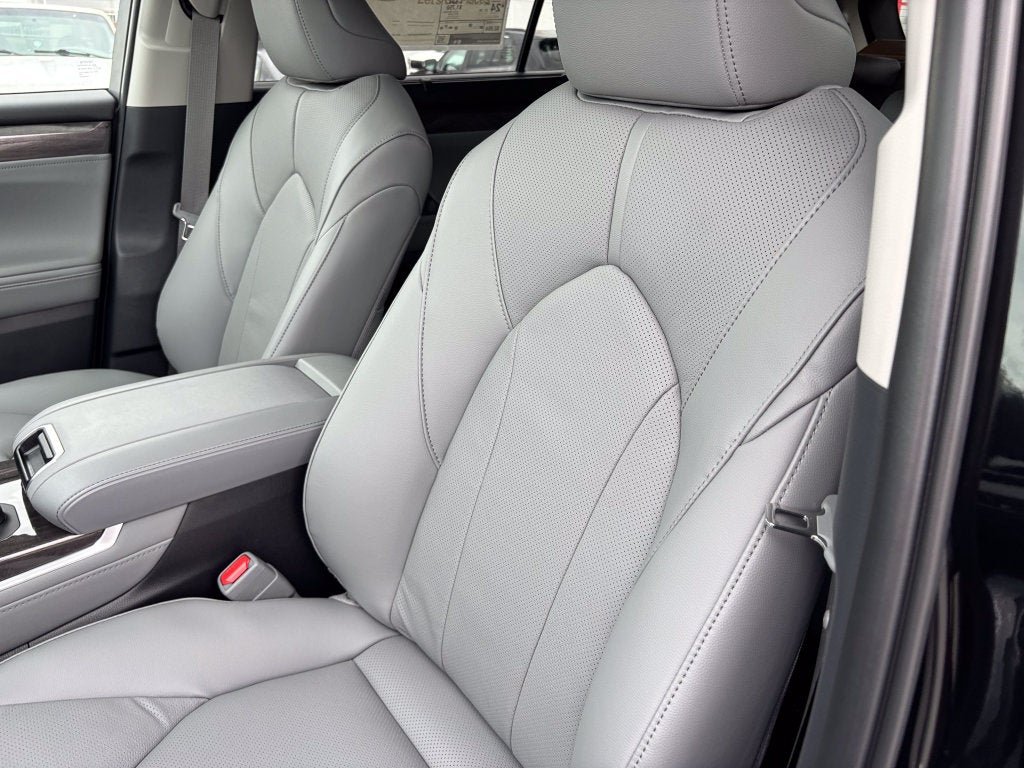 2026 Toyota Highlander Limited