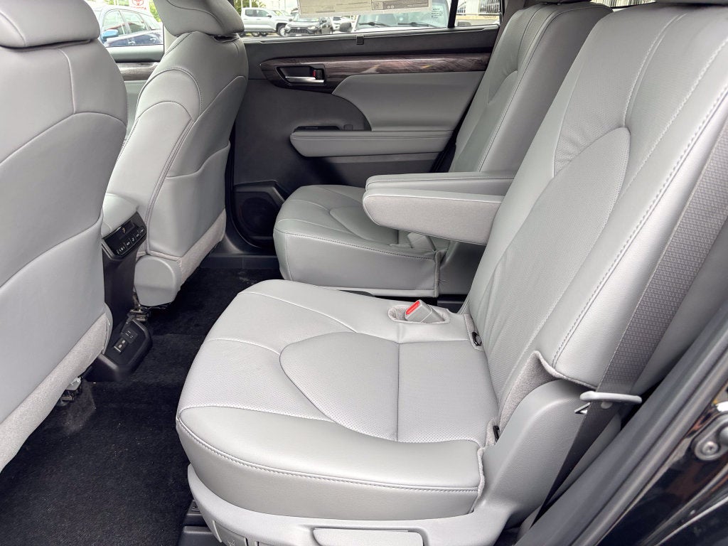 2026 Toyota Highlander Limited