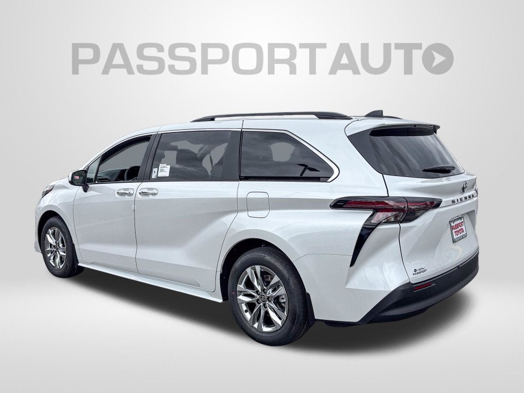 2026 Toyota Sienna XLE