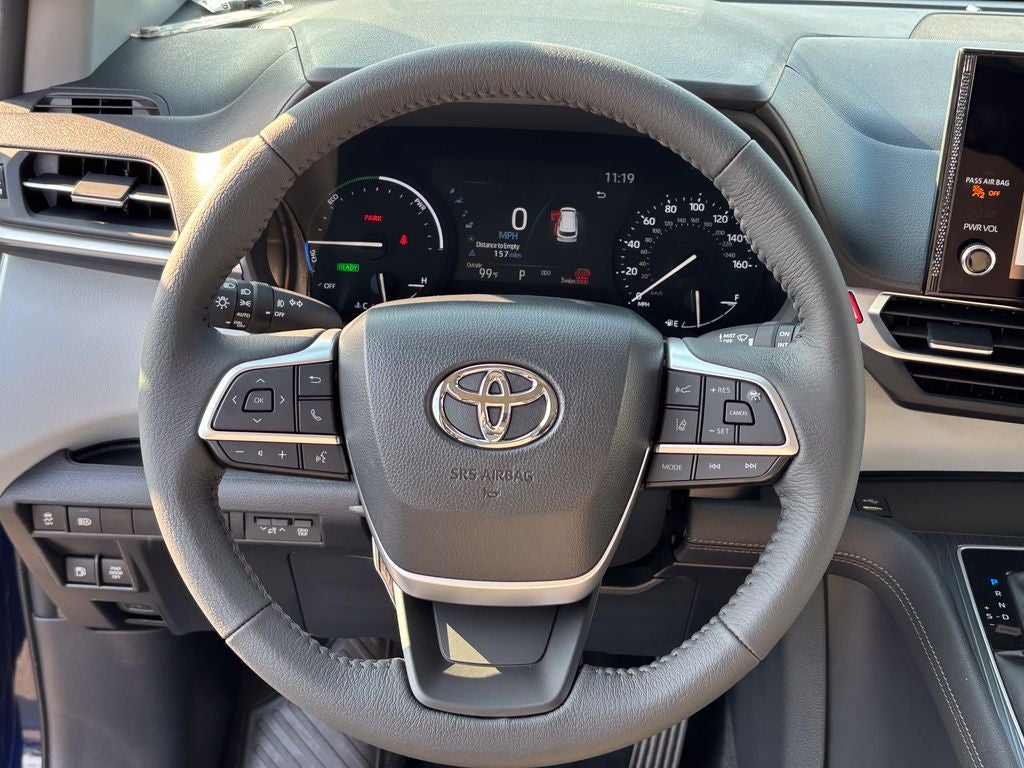 2026 Toyota Sienna XLE