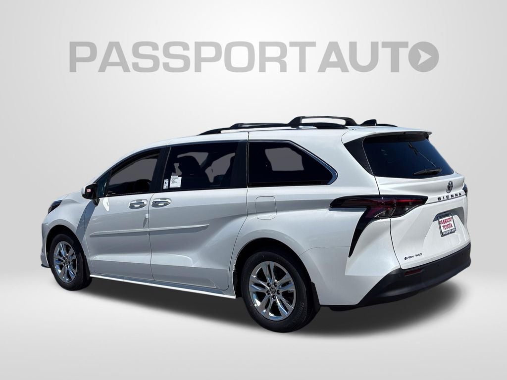 2026 Toyota Sienna XLE