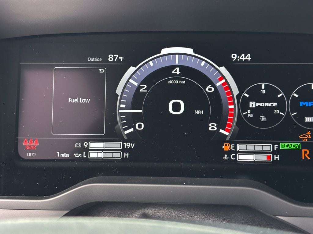 2026 Toyota Tundra i-FORCE MAX Tundra Platinum