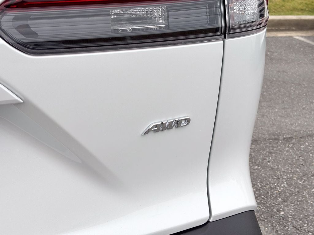 2026 Toyota Corolla Cross L - Photo 7