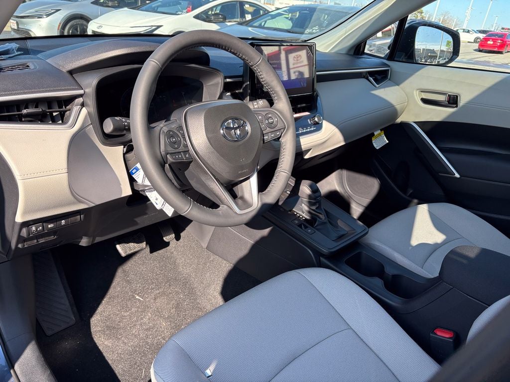 2026 Toyota Corolla Cross LE