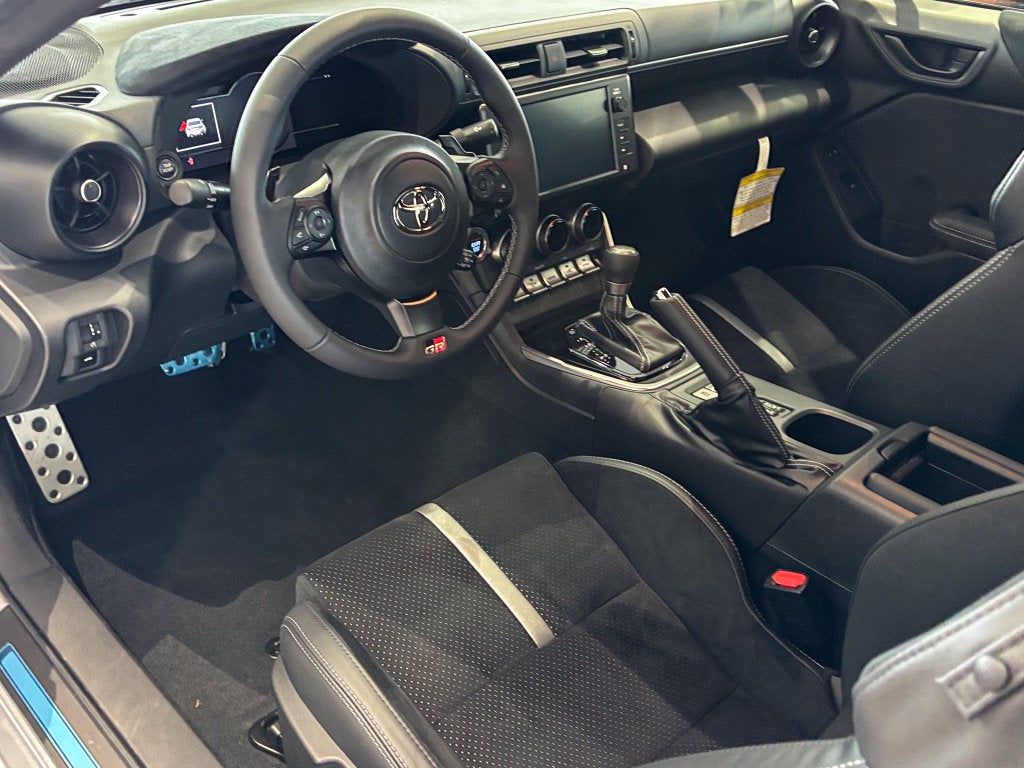 2026 Toyota GR86 Premium AT