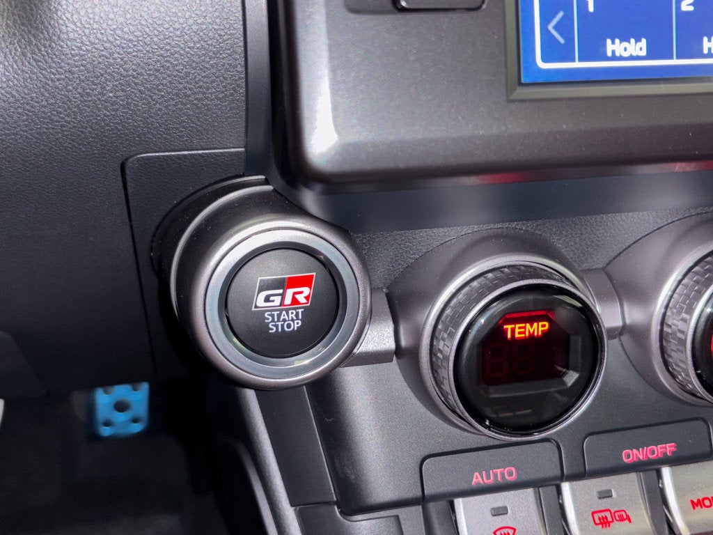 2026 Toyota GR86 Premium AT