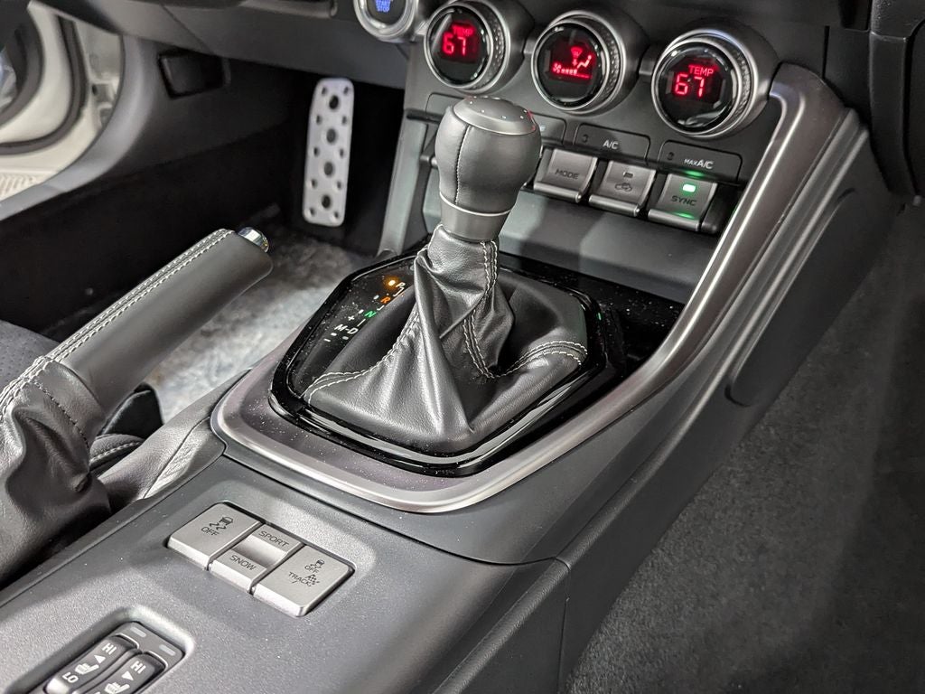 2026 Toyota GR86 Premium AT