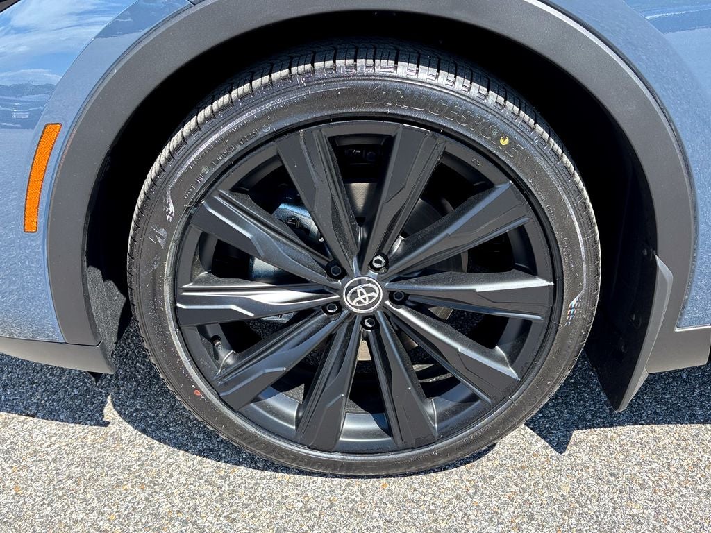 2026 Toyota Toyota Crown Nightshade