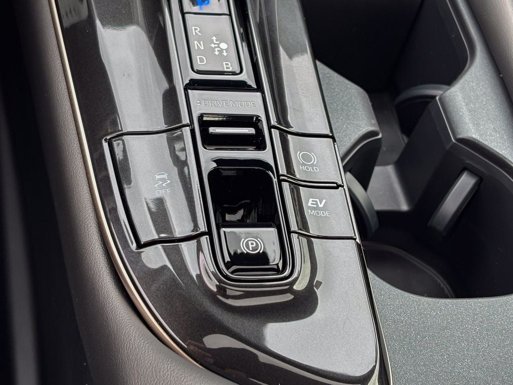 2026 Toyota Toyota Crown Nightshade