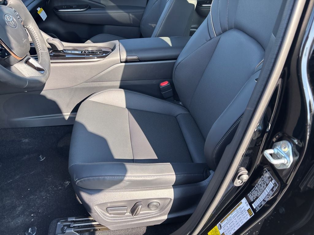 2026 Toyota Toyota Crown Signia XLE