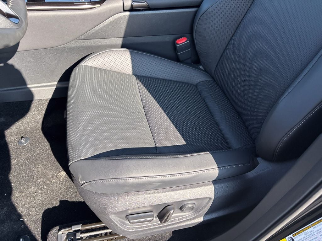 2026 Toyota Toyota Crown Signia XLE