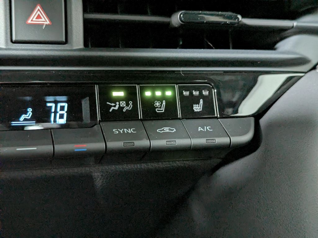 2026 Toyota Toyota Crown Signia Limited