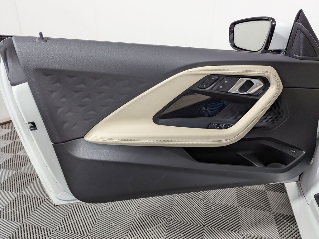 2025 BMW 2 Series 230i xDrive
