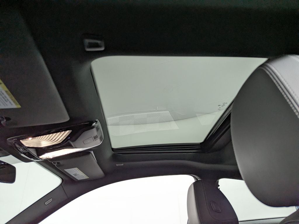 2025 BMW 2 Series 230i xDrive