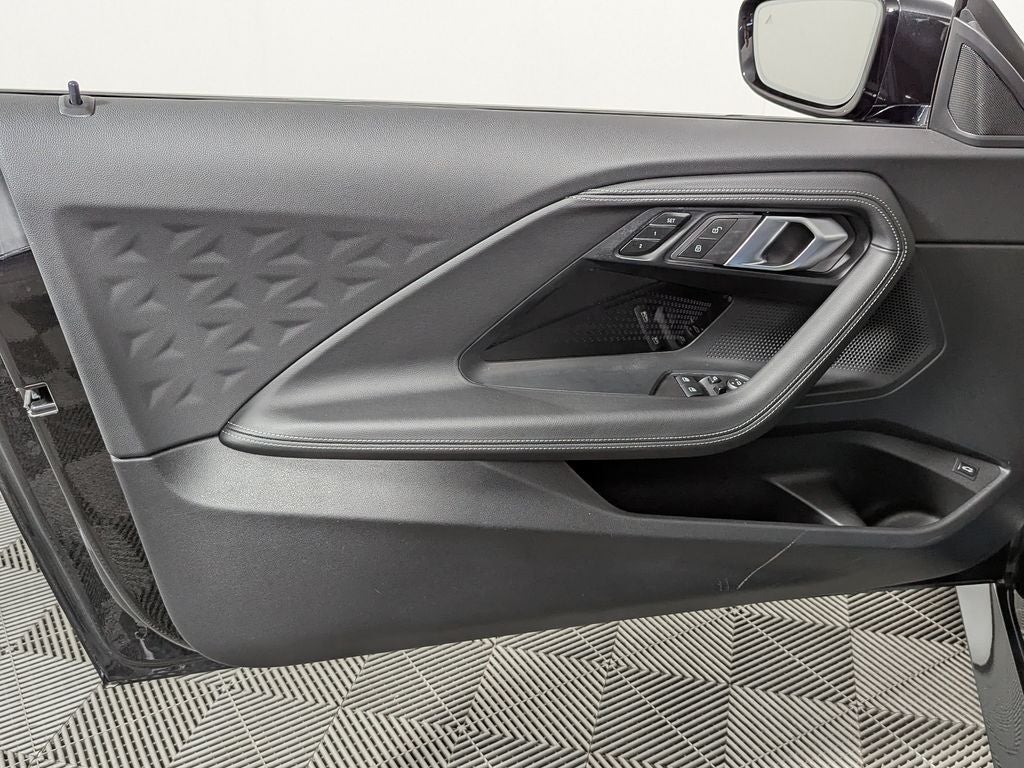 2025 BMW 2 Series 230i xDrive