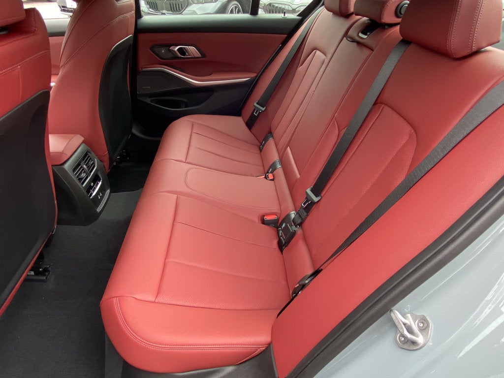 2026 BMW 3 Series 330i xDrive
