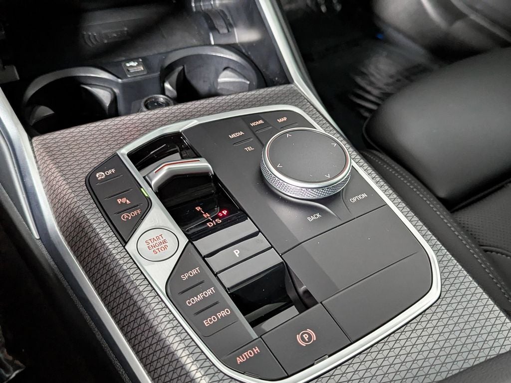 2025 BMW 3 Series 330i xDrive