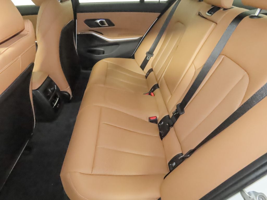 2025 BMW 3 Series 330i xDrive
