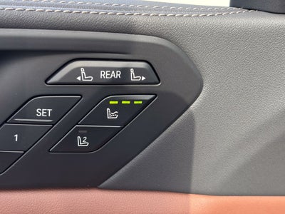 2027 BMW X7 xDrive40i