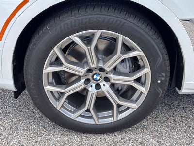 2027 BMW X7 xDrive40i