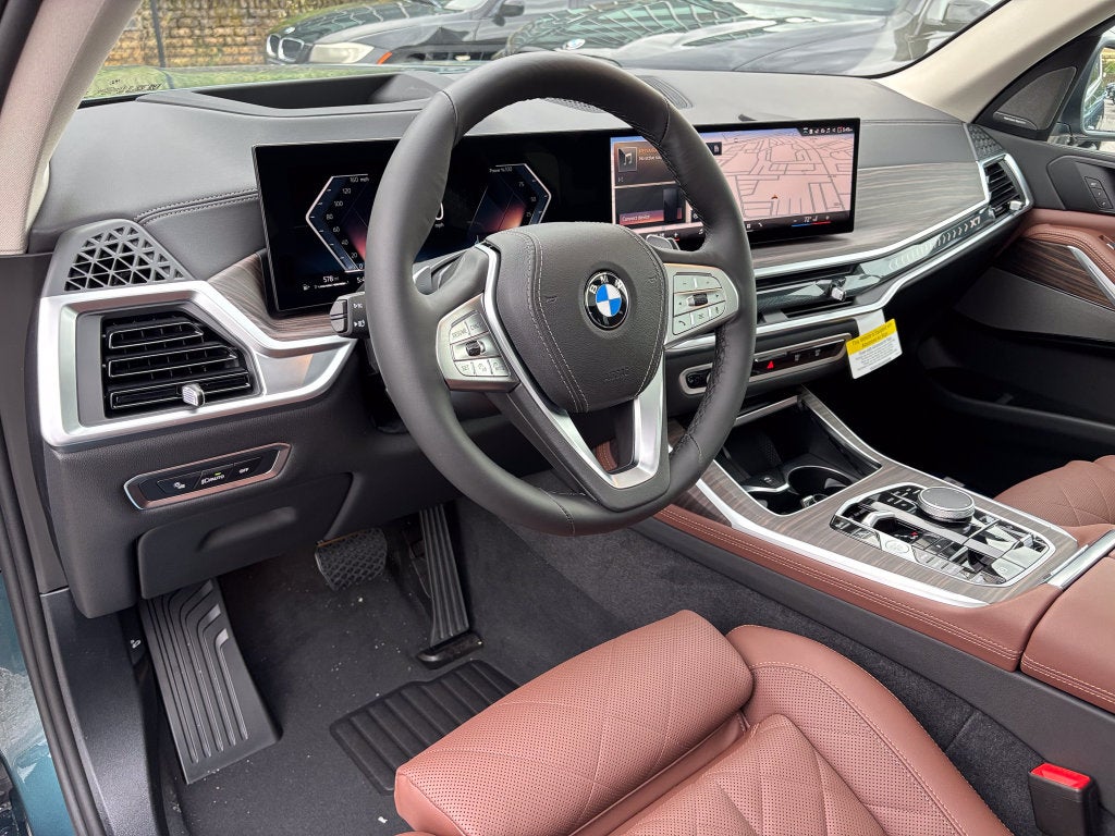 2027 BMW X7 xDrive40i
