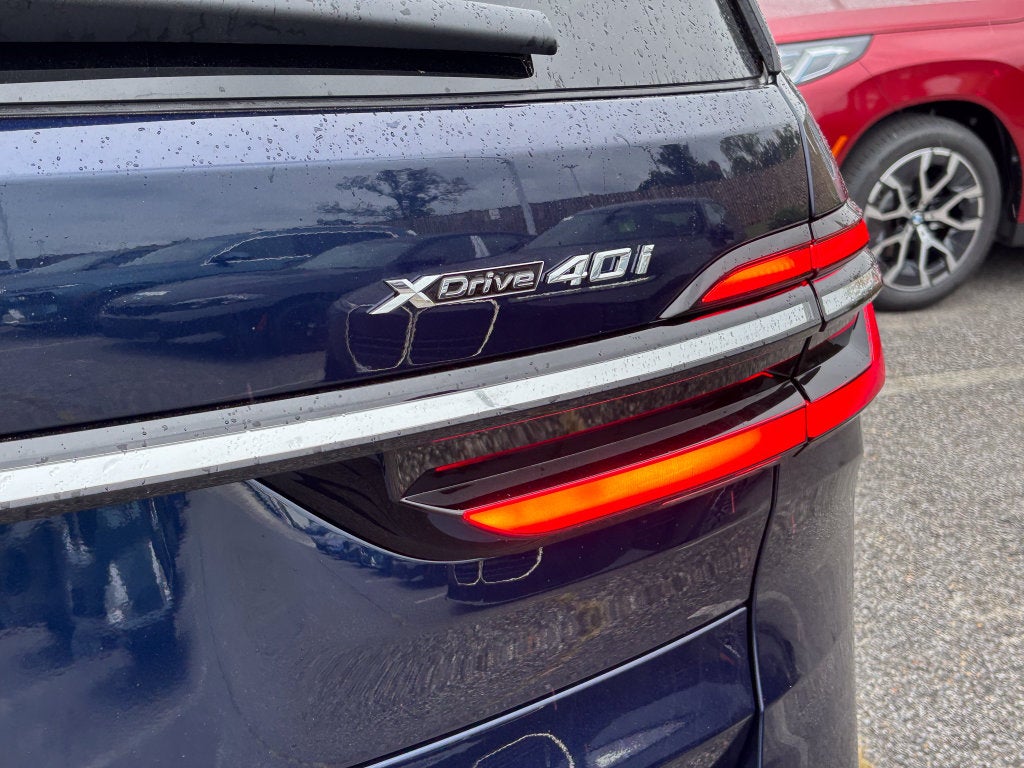 2027 BMW X7 xDrive40i