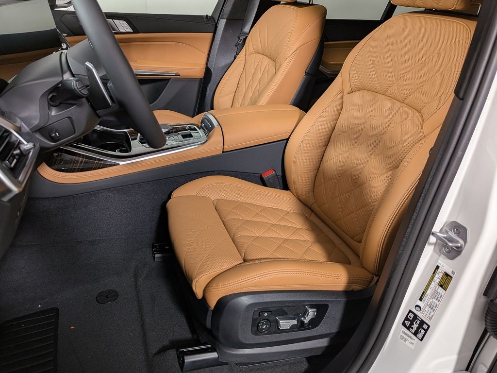 2027 BMW X7 xDrive40i