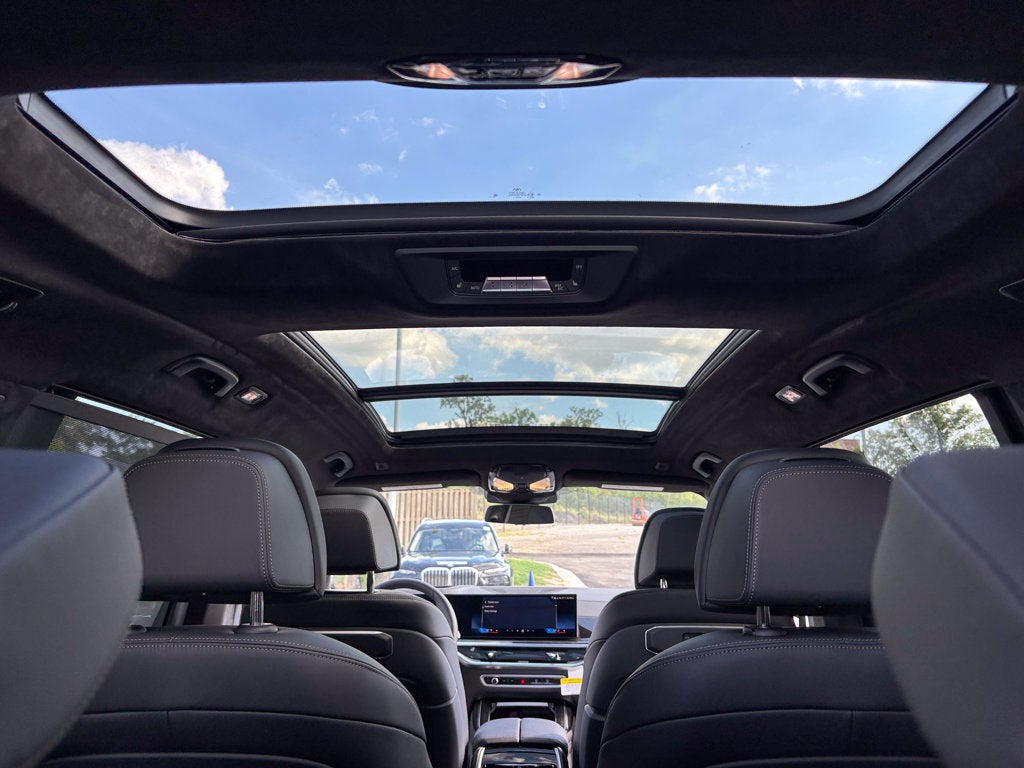 2027 BMW X7 xDrive40i