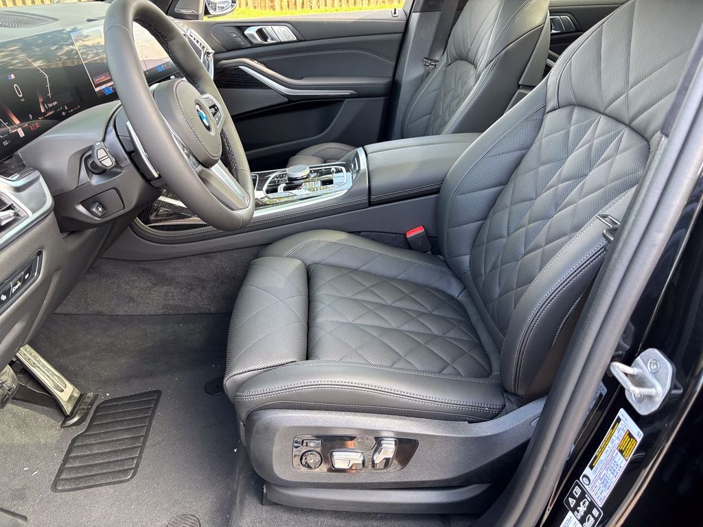 2027 BMW X7 xDrive40i