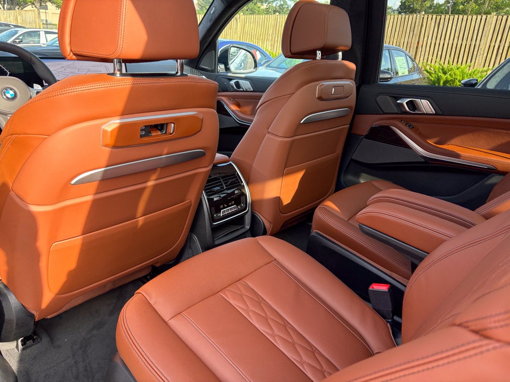 2027 BMW X7 xDrive40i