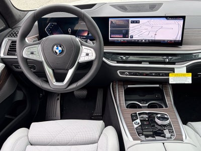 2027 BMW X7 xDrive40i