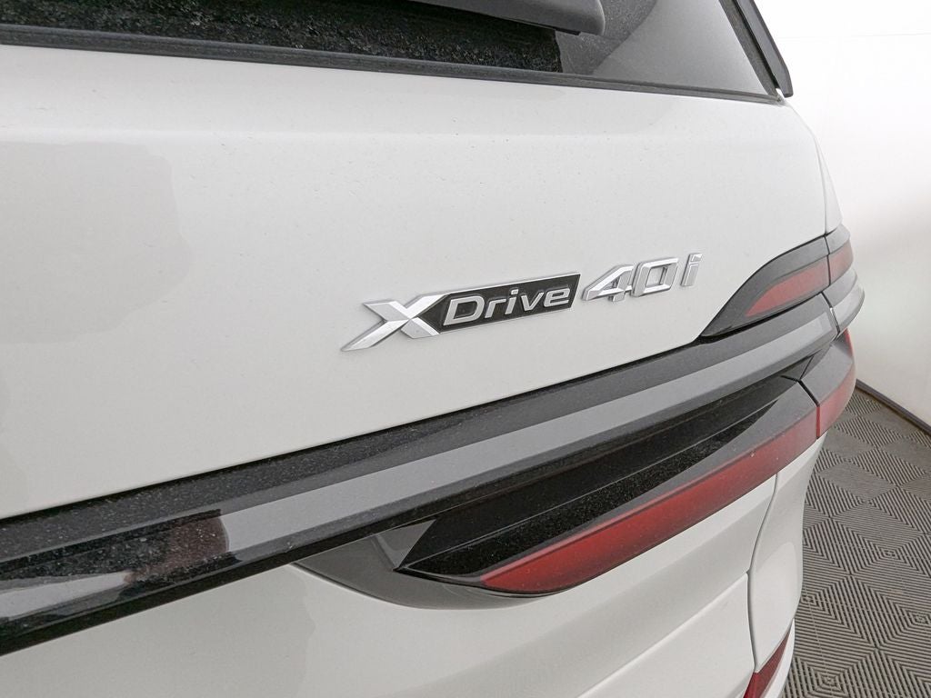 2026 BMW X7 xDrive40i