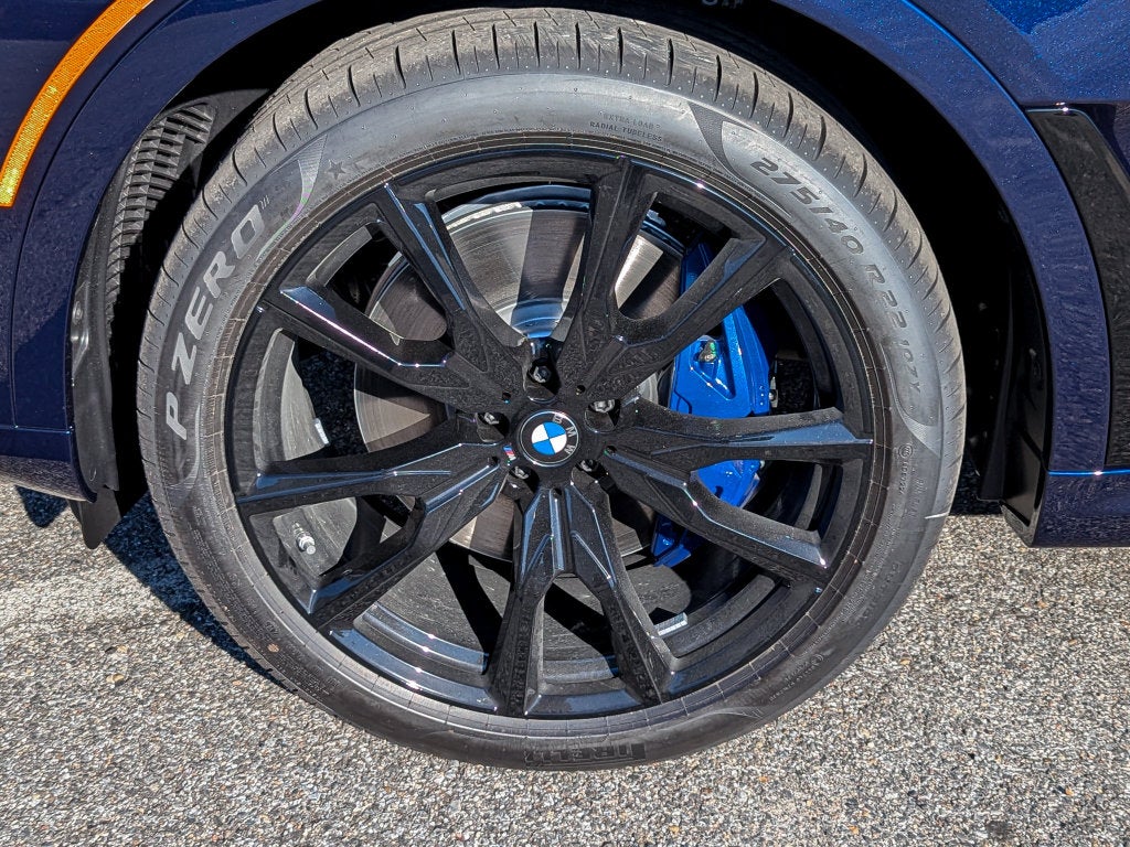2027 BMW X7 xDrive40i