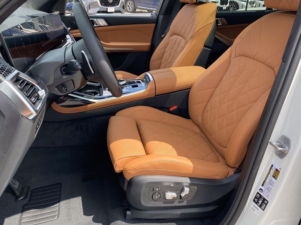 2027 BMW X7 xDrive40i