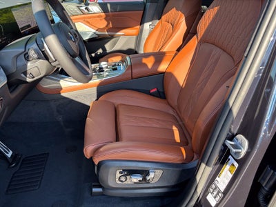 2027 BMW X7 xDrive40i